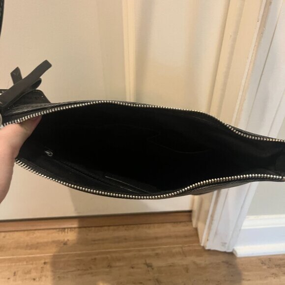 Vintage Coach Black Signature Crossbody Bag - Picture 4 of 5